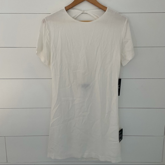 Lulu’s White Mini Dress - Picture 1 of 10